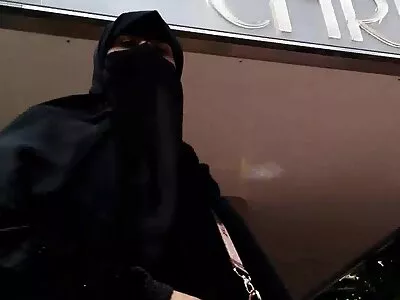 Відео ноти (Семмі Роудс, Юрізан Белтран, домашнє порно відео Моллі Каваллі)