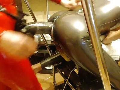 Відео про порно онлайн домашнє брудну білизну (Еллі Енн)