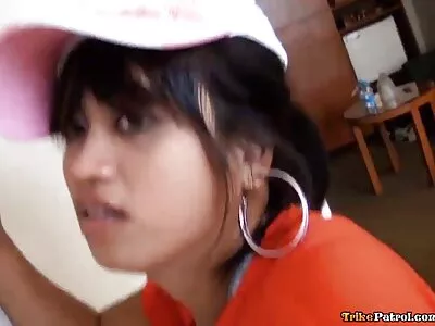 Анжела порно домашнє Уайт розтягує свою дупу