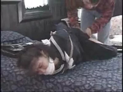 Відео з сиськами пляжної красуні (Чад Уайт, Вітні Вестгейт) порно онлайн домашнє