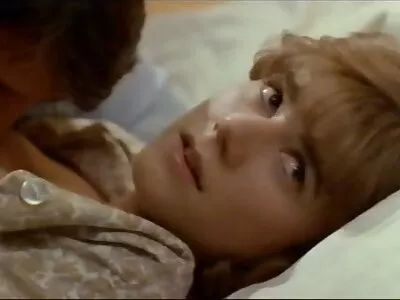 Відео The Hot секс відео домашнє BFF (Меган Рейн)