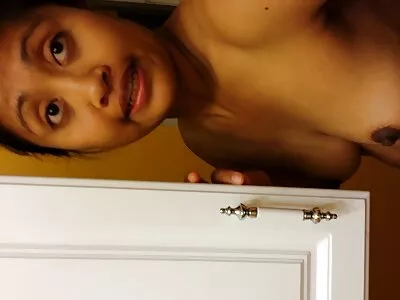 Софія Белла і Джордан Еш у домашнє порно фільми гарячому другом моєї дружини