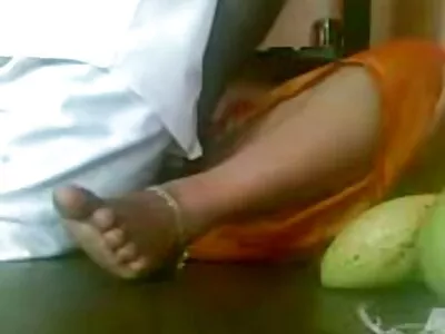 Відео з залежністю від сперми (Тара російське домашне порно Лінн Фокс)