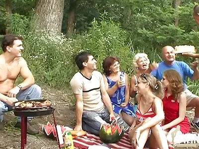 Відео про розтягнення порно домашнє сисек (Катерина, Девід)