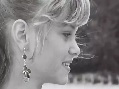 Мами навчають сексу - відео з великим членом (Хлоя Брук, домашне порно крупним планом Торі Дін)