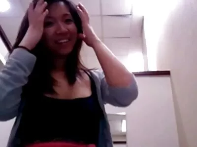 Кімберлі Кейн і Майкі Батдерс у фільмі «Горяча  подруга моїх сестер».