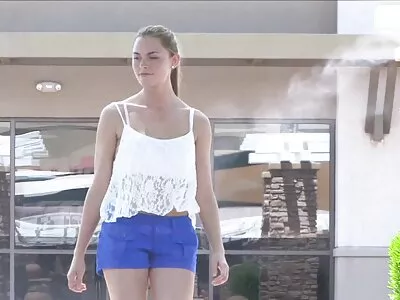 Грейсі Глем і Алекс Гонз у домашнє українське порно гарячій подругі моїх сестер