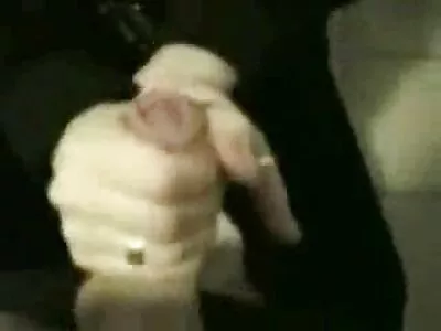 Відео сексуальної блондинки в порно відео домашне автобусі (Люсі Лі)