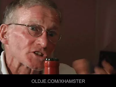 Відео Big Package For A Little Pussy (Алена порно онлайн домашнє Крофт, Кені Стайлз)