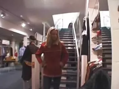 Відео  Wild Girls (Ніколь Еністон, Ліззі Лондон)