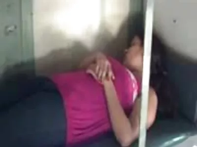 Відео Аніти (Аніта Рінальді, Сімона порно домашнє Райлі)