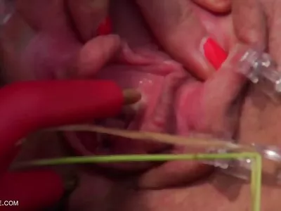 Курча-любитель демонструє свою попку відео (Керрі Брукс) секс відео домашнє